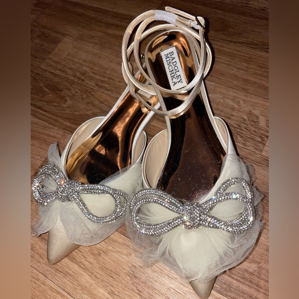 Badgley Mischka Sabina Tulle Bow Pointed Flats